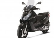 Piaggio X7 300